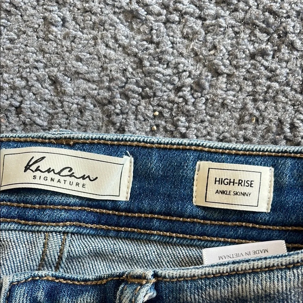 KanCan Blue Distressed high rise ankle skinny Jeans